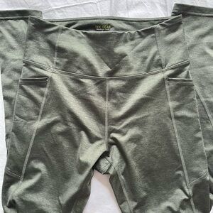 Tek Gear Olive Workout Leggings